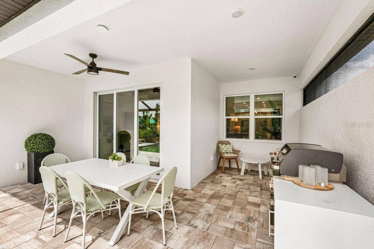24520 SW KINGSWAY CIRCLE, Lake Suzy, FL 34269 Lanai-Pictures are of Model Home for representational purposes only.