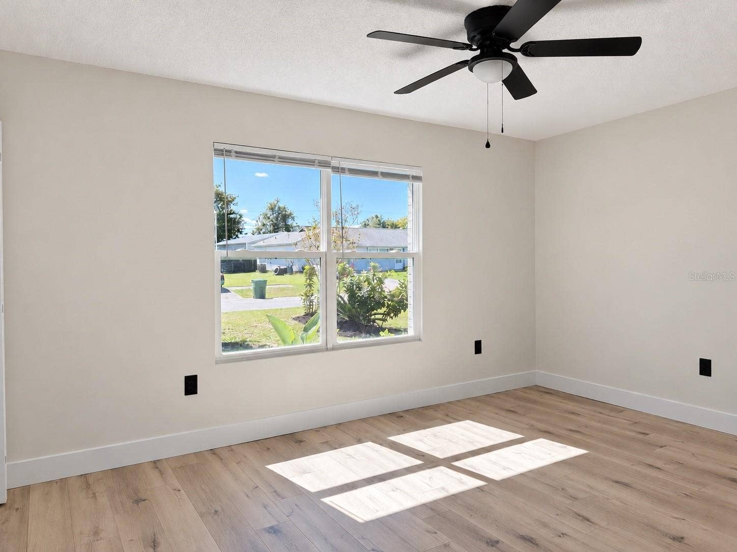 3180 HANLEY STREET, Deltona, FL 32738 3180 HANLEY STREET, Deltona, FL 32738