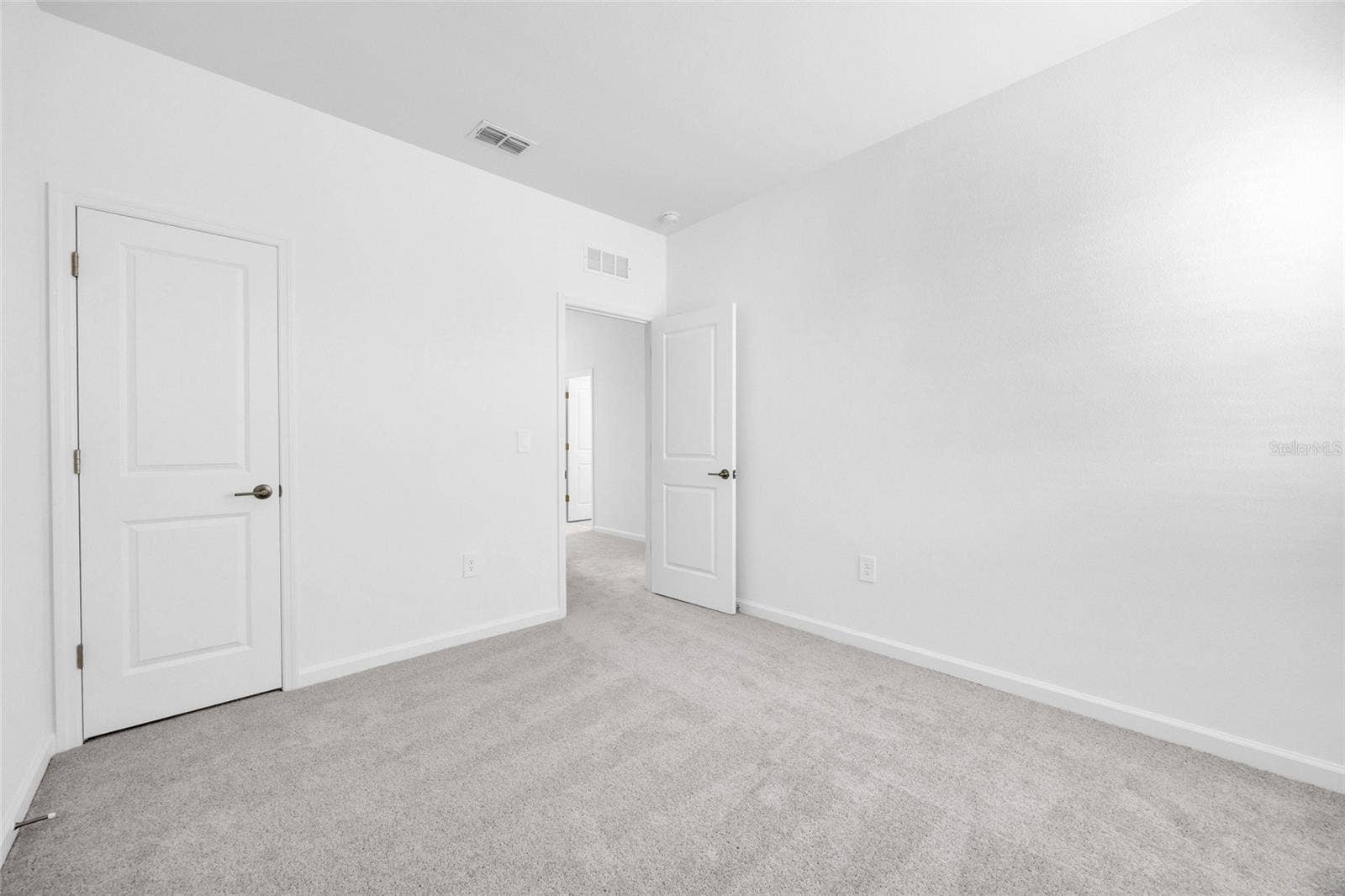 5577 FIONA LANE, St Cloud, FL 34771 5577 FIONA LANE, St Cloud, FL 34771