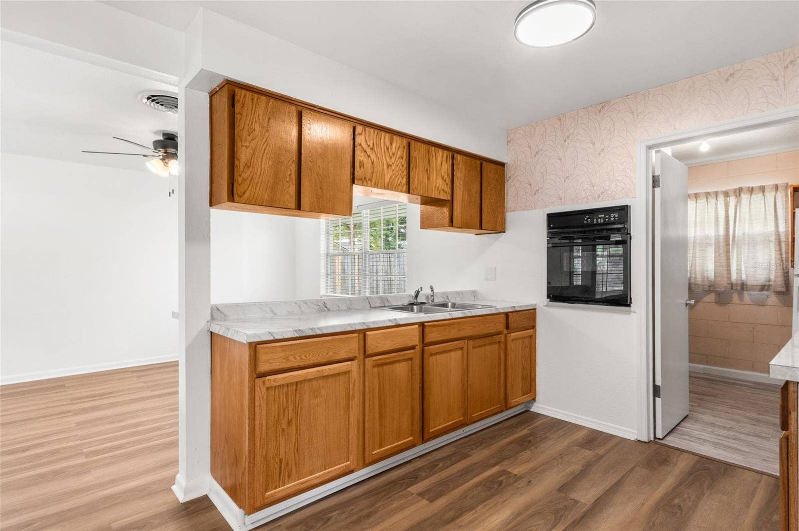 396 TULLIS AVENUE, Longwood, FL 32750