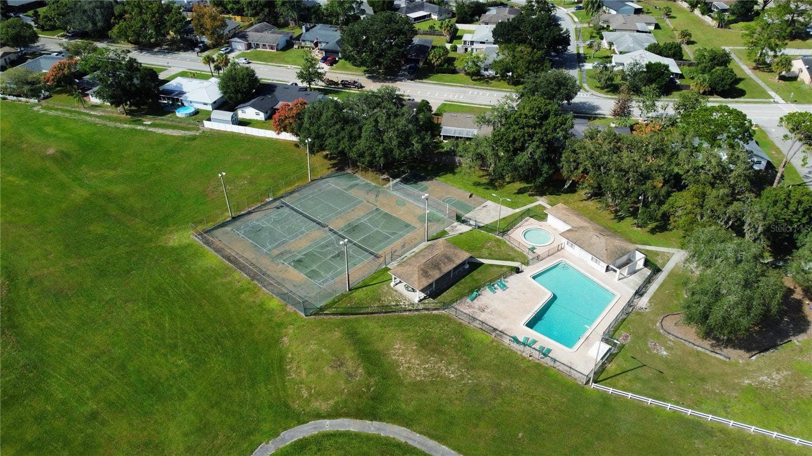 736 LAUREL WAY, Casselberry, FL 32707 736 LAUREL WAY, Casselberry, FL 32707
