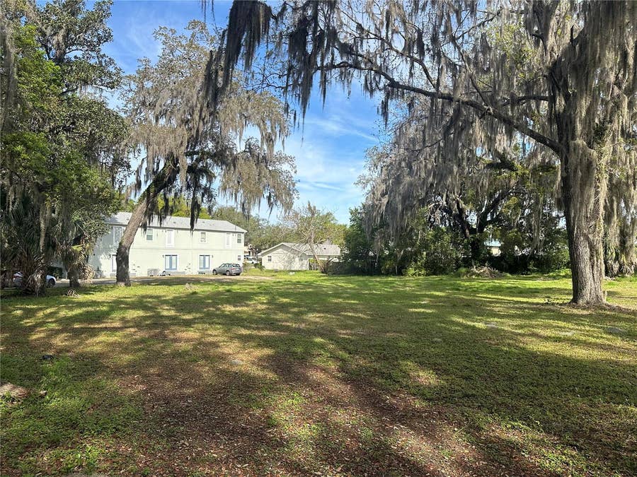 Property photo for EUCLID AVENUE, Leesburg, FL