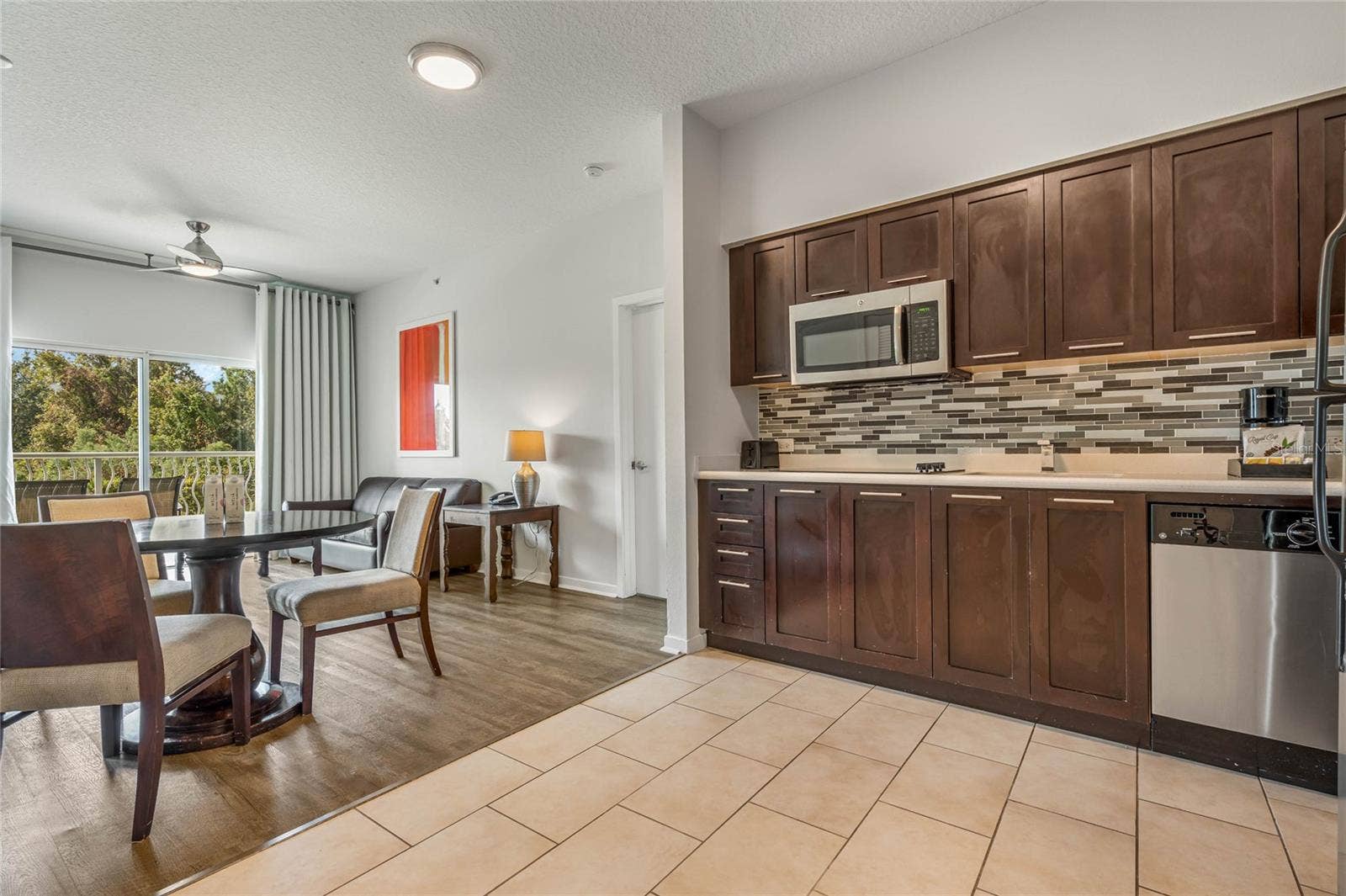 225 CELEBRATION PLACE, #117, Celebration, FL 34747 Kitchen Dining