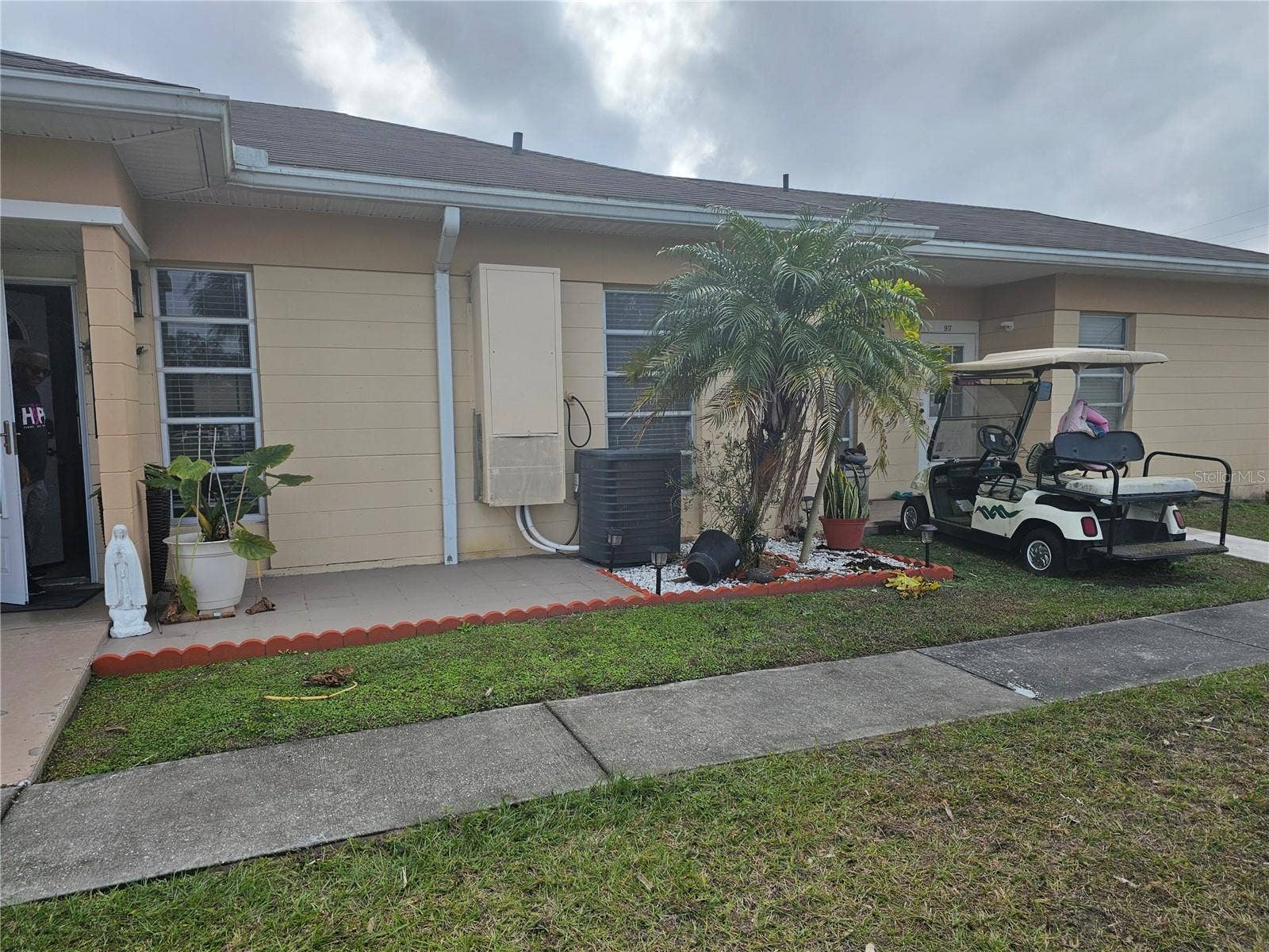 915 CLUB CIRCLE, Lakeshore, FL 33854 915 CLUB CIRCLE, Lakeshore, FL 33854