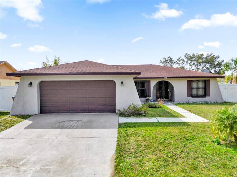 Property photo for 667 HERALDO COURT, Kissimmee, FL