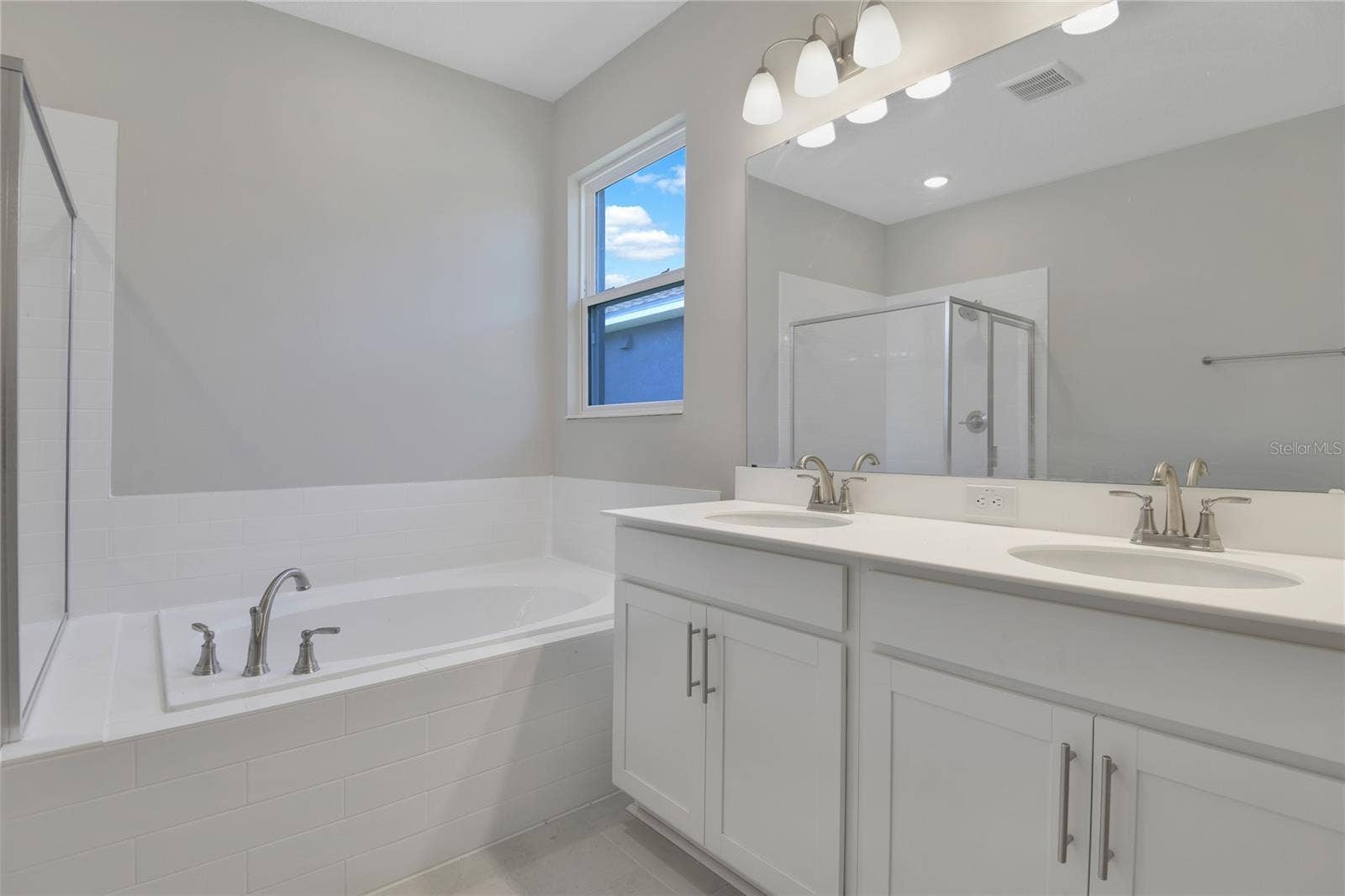 1737 CARNELIAN STREET, Deland, FL 32720 1737 CARNELIAN STREET, Deland, FL 32720