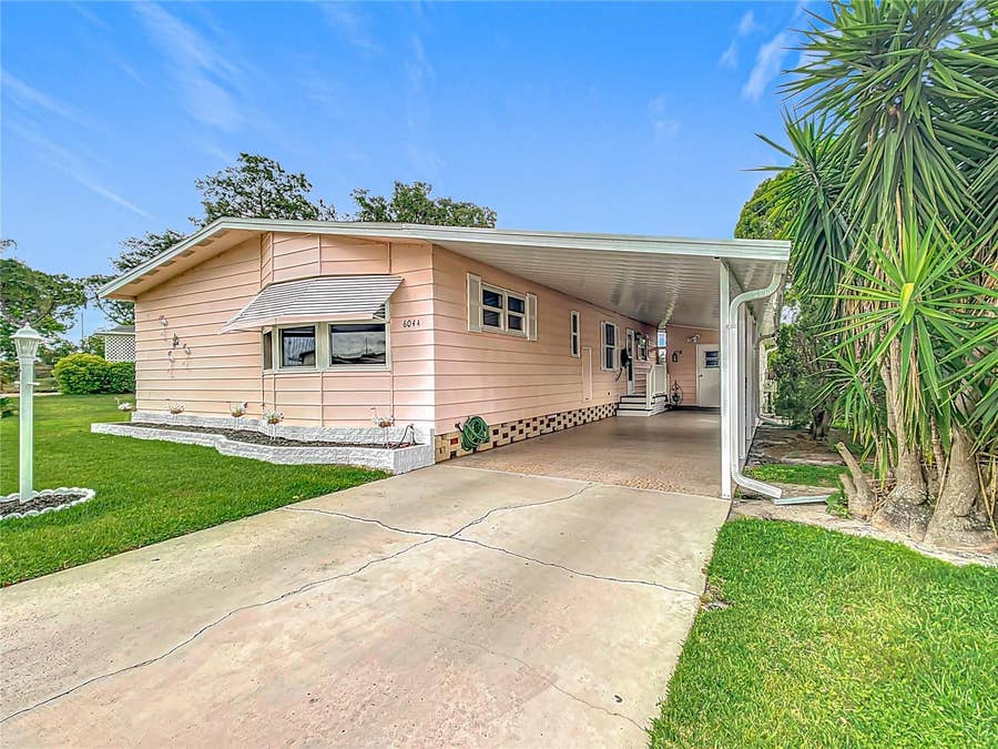 Property photo for 6044 GRAND OAKS DRIVE SE, Winter Haven, FL