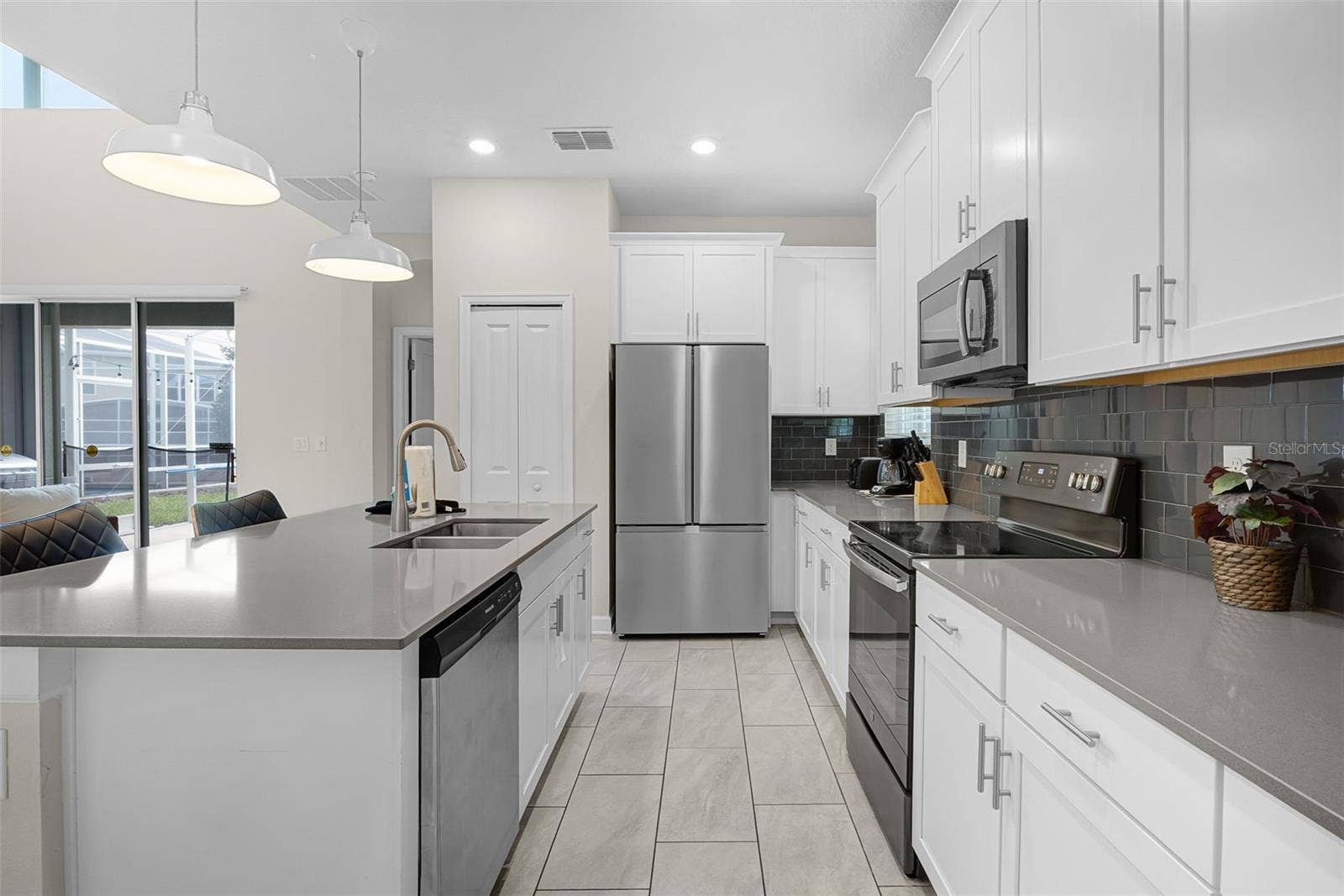 661 DROP SHOT DRIVE, Davenport, FL 33896 661 DROP SHOT DRIVE, Davenport, FL 33896