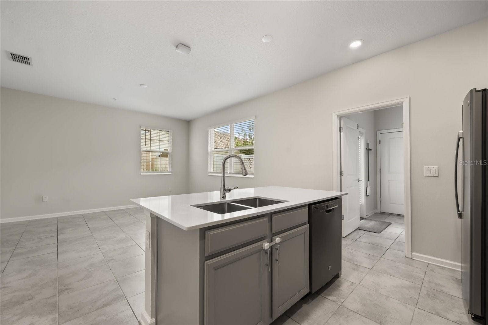 2966 AQUA VIRGO LOOP, #16, Orlando, FL 32837 2966 AQUA VIRGO LOOP, #16, Orlando, FL 32837