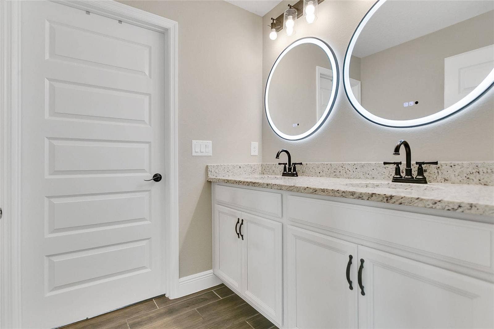 10007 LITTLE ALCOVE LOOP, Winter Garden, FL 34787 BATHROOM 2