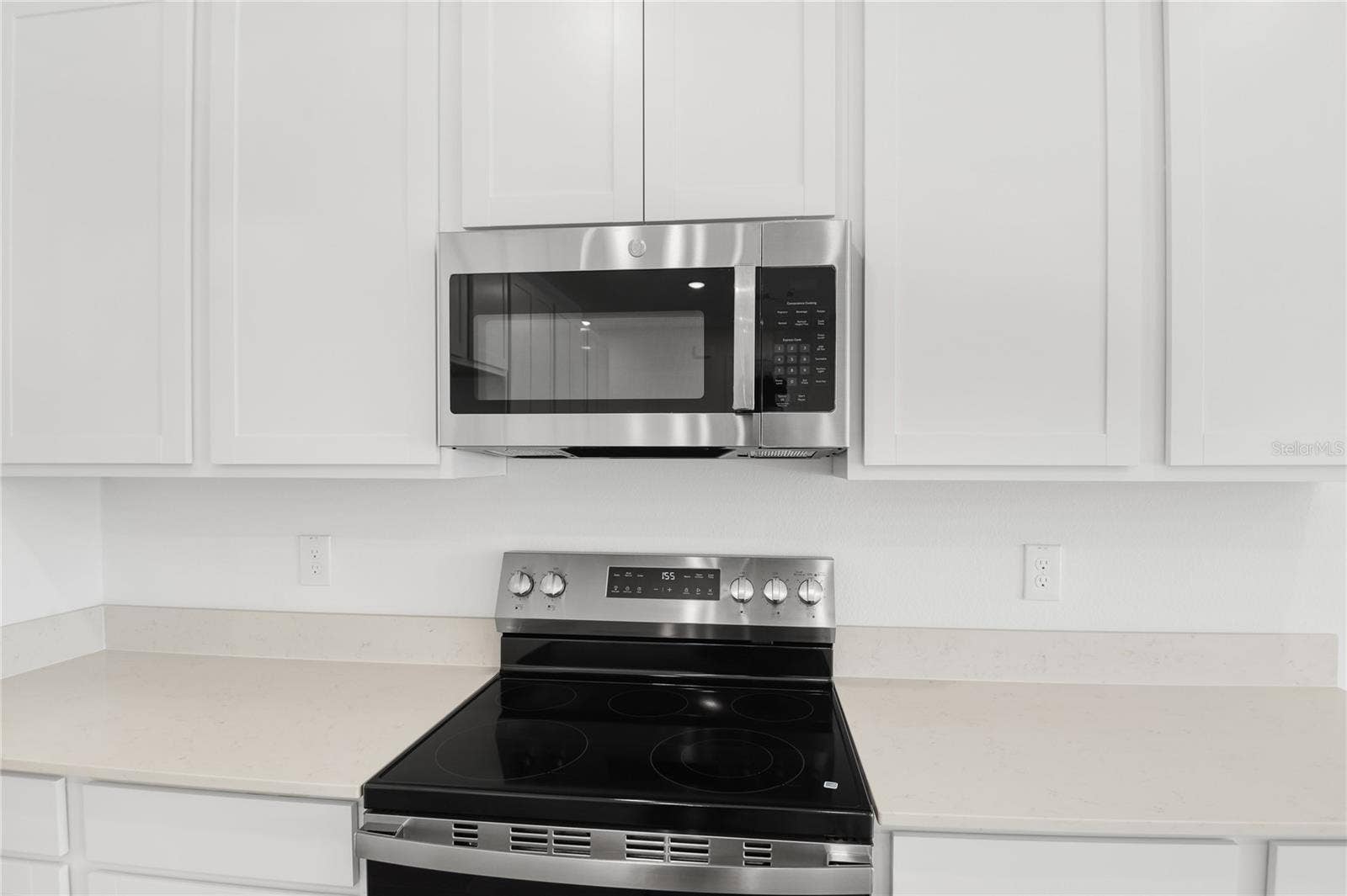 332 ALEXANDRITE STREET, Deland, FL 32720 332 ALEXANDRITE STREET, Deland, FL 32720