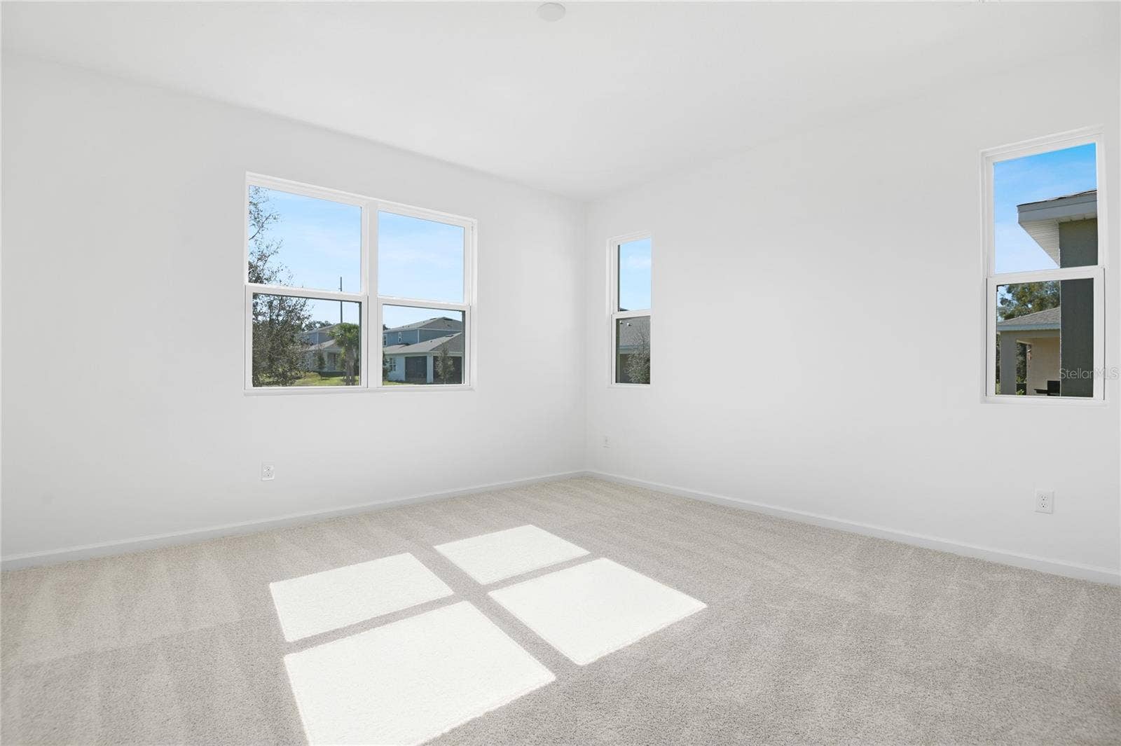 332 ALEXANDRITE STREET, Deland, FL 32720 332 ALEXANDRITE STREET, Deland, FL 32720