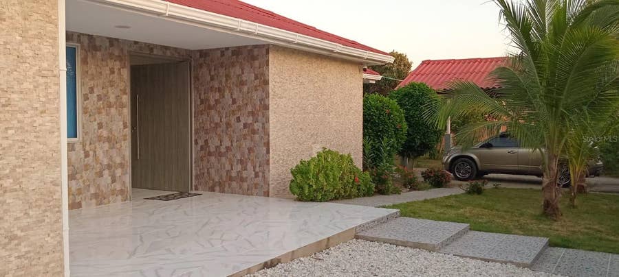Property photo for Cra 11 #7-72, Santa Veronica, OC
