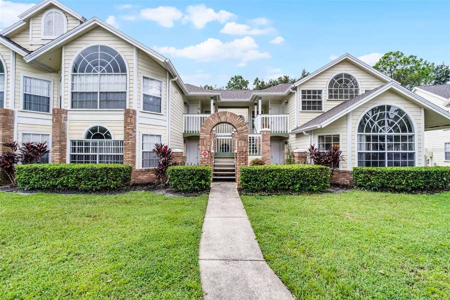 Property photo for 5017 LAGUNA BAY CIRCLE, #95, Kissimmee, FL