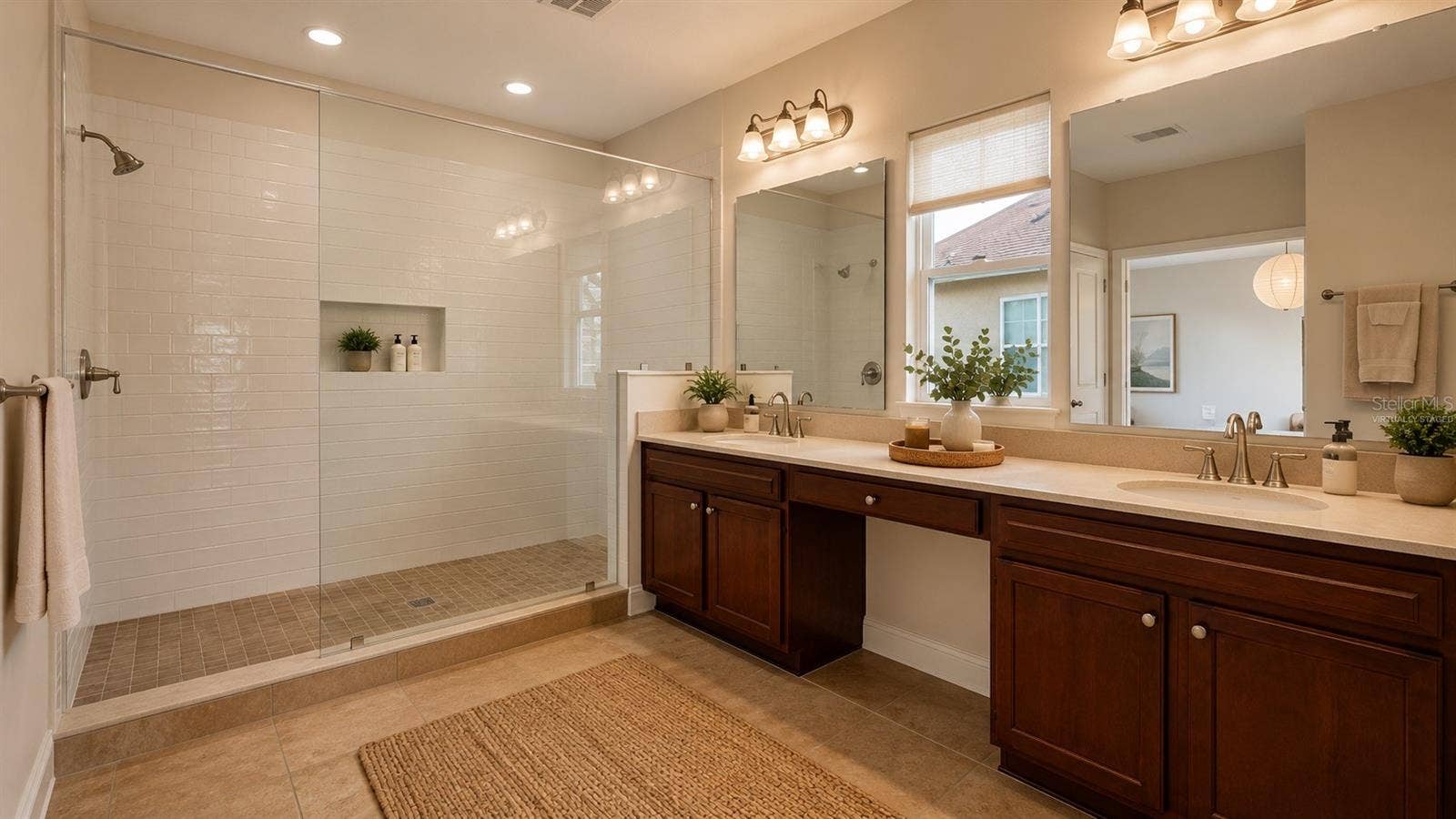 8724 PEACHTREE PARK COURT, Windermere, FL 34786 Virtually Staged