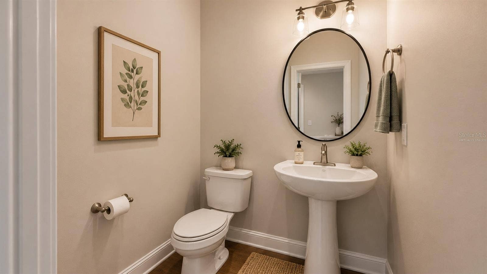 8724 PEACHTREE PARK COURT, Windermere, FL 34786 Virtually Staged