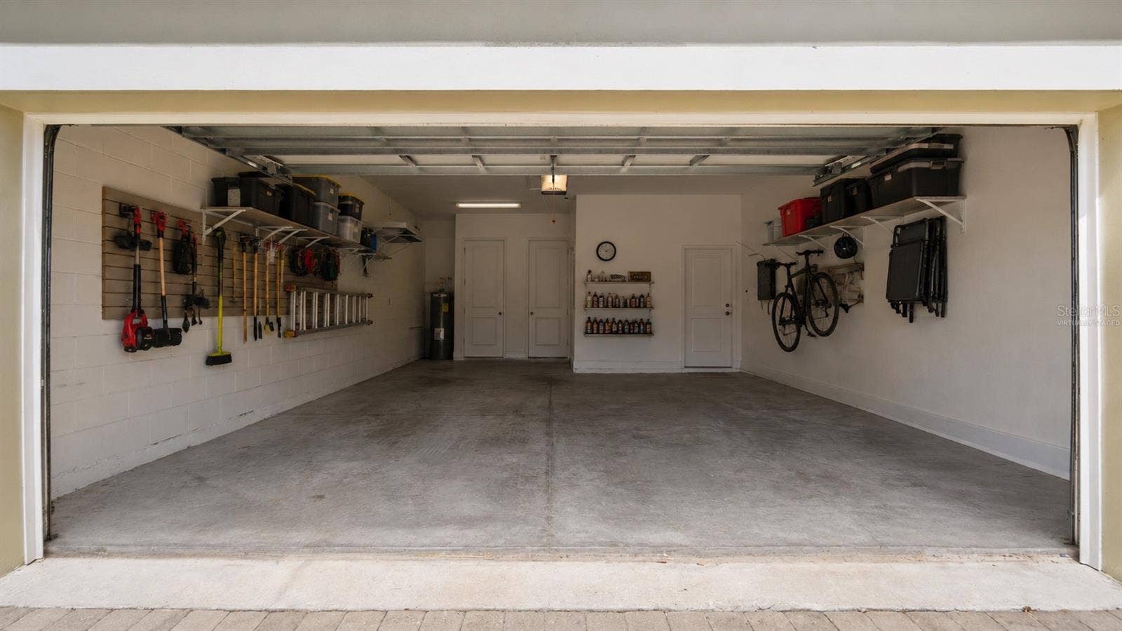 8724 PEACHTREE PARK COURT, Windermere, FL 34786 Virtually Staged