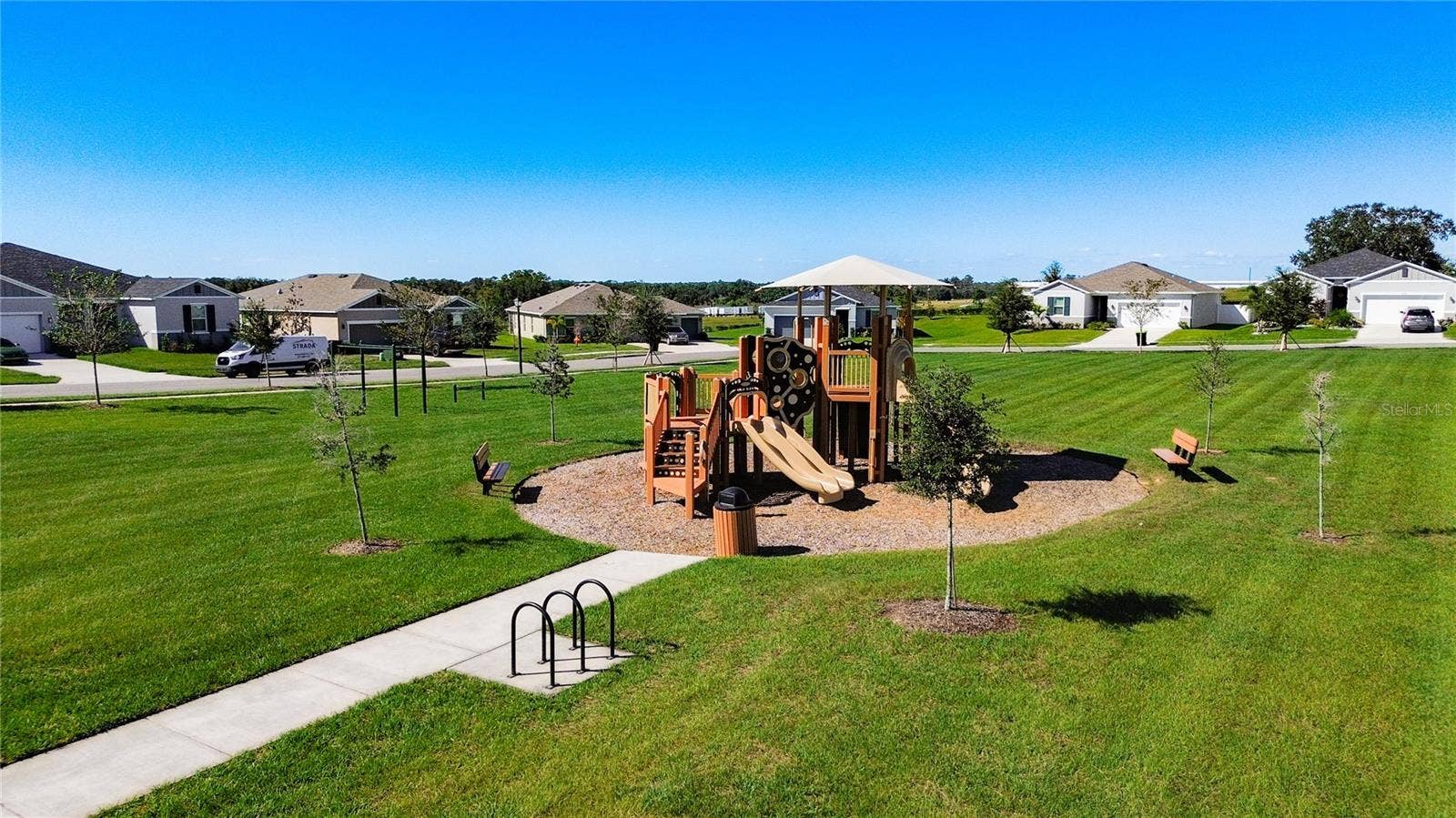 1404 GERANIUM DRIVE, Mascotte, FL 34753