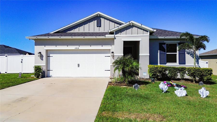 Property photo for 1404 GERANIUM DRIVE, Mascotte, FL