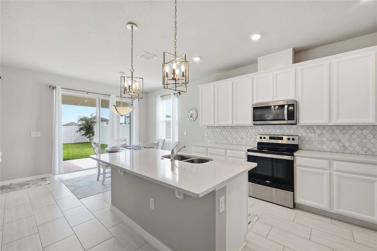 2252 CROSSBOW STREET, Clermont, FL 34715 Kitchen