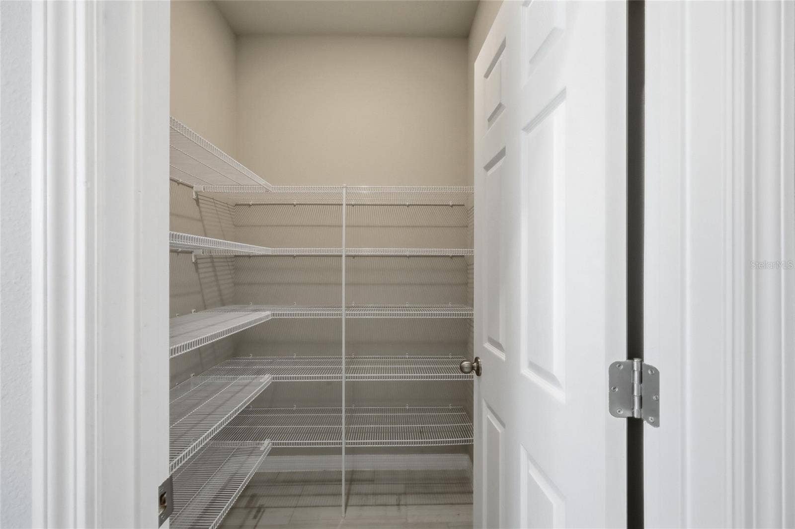 2252 CROSSBOW STREET, Clermont, FL 34715 Walking Closed
