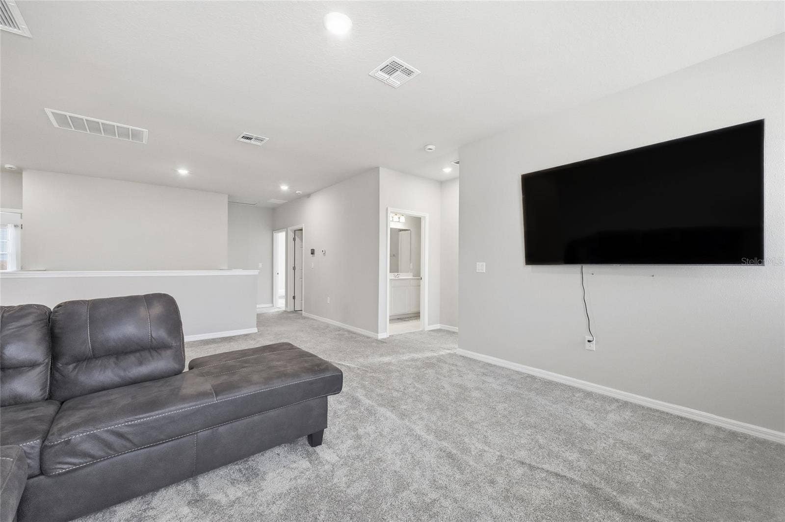 2252 CROSSBOW STREET, Clermont, FL 34715 2252 CROSSBOW STREET, Clermont, FL 34715