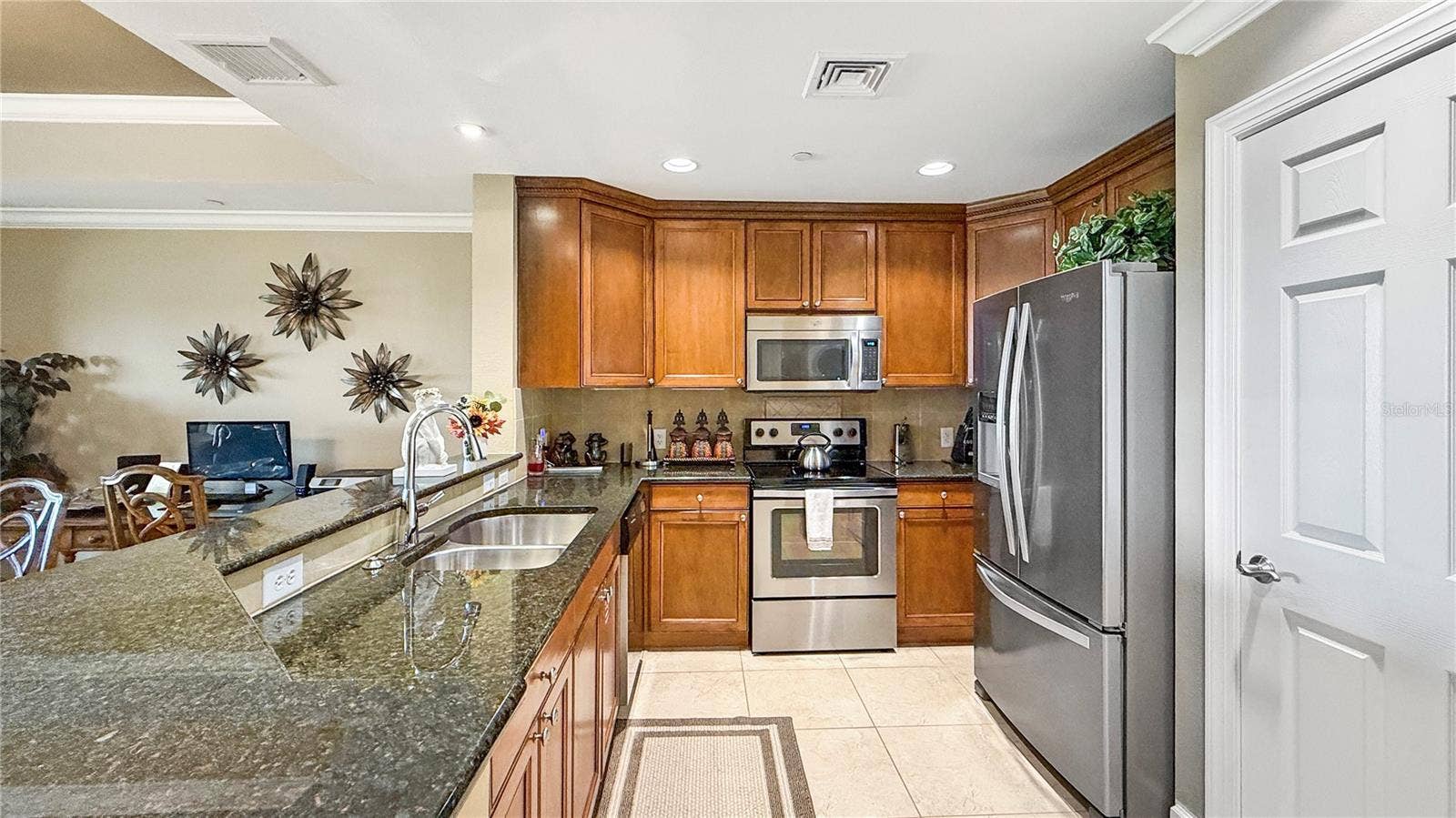 1370 CENTRE COURT RIDGE DRIVE, #303, Reunion, FL 34747 1370 CENTRE COURT RIDGE DRIVE, #303, Reunion, FL 34747