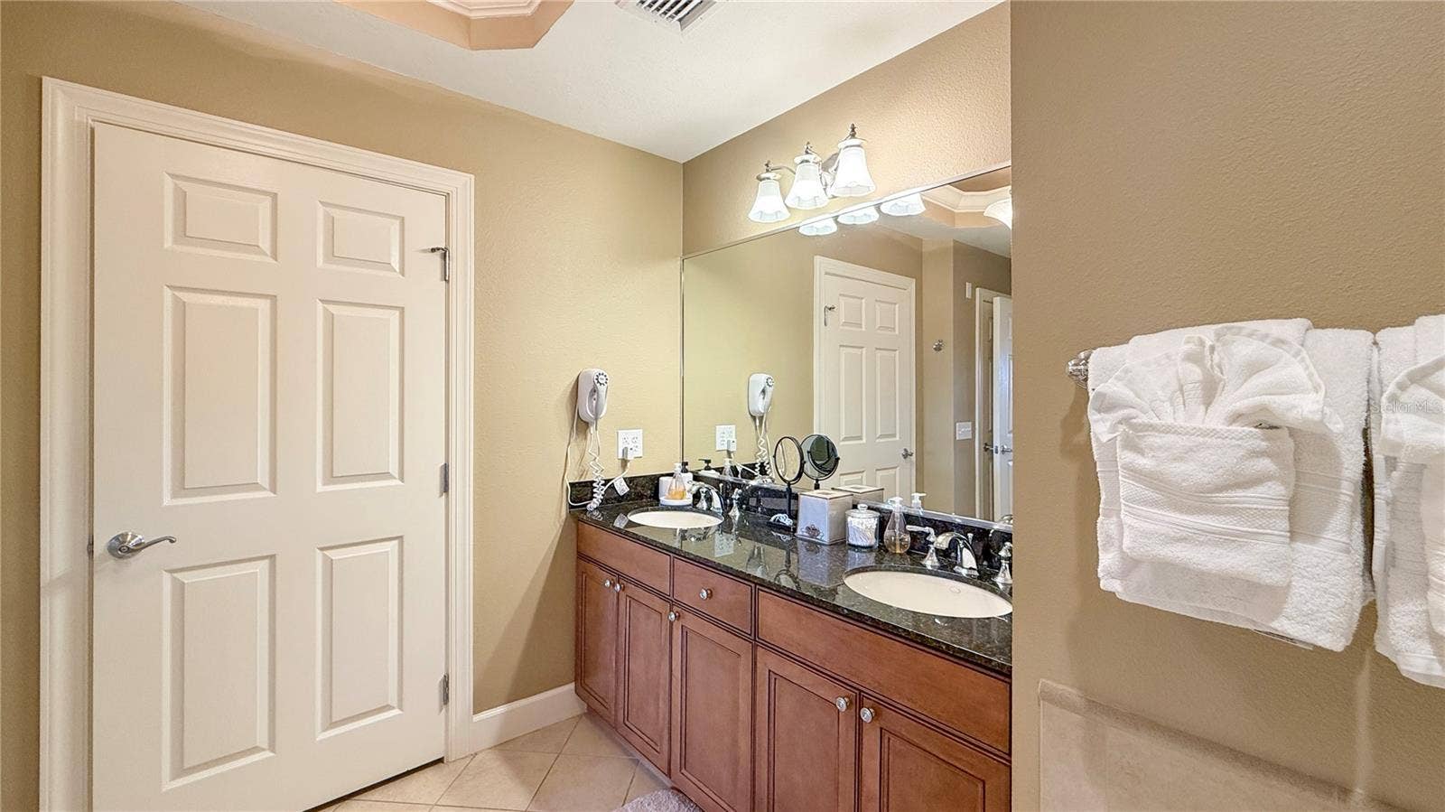 1370 CENTRE COURT RIDGE DRIVE, #303, Reunion, FL 34747 1370 CENTRE COURT RIDGE DRIVE, #303, Reunion, FL 34747