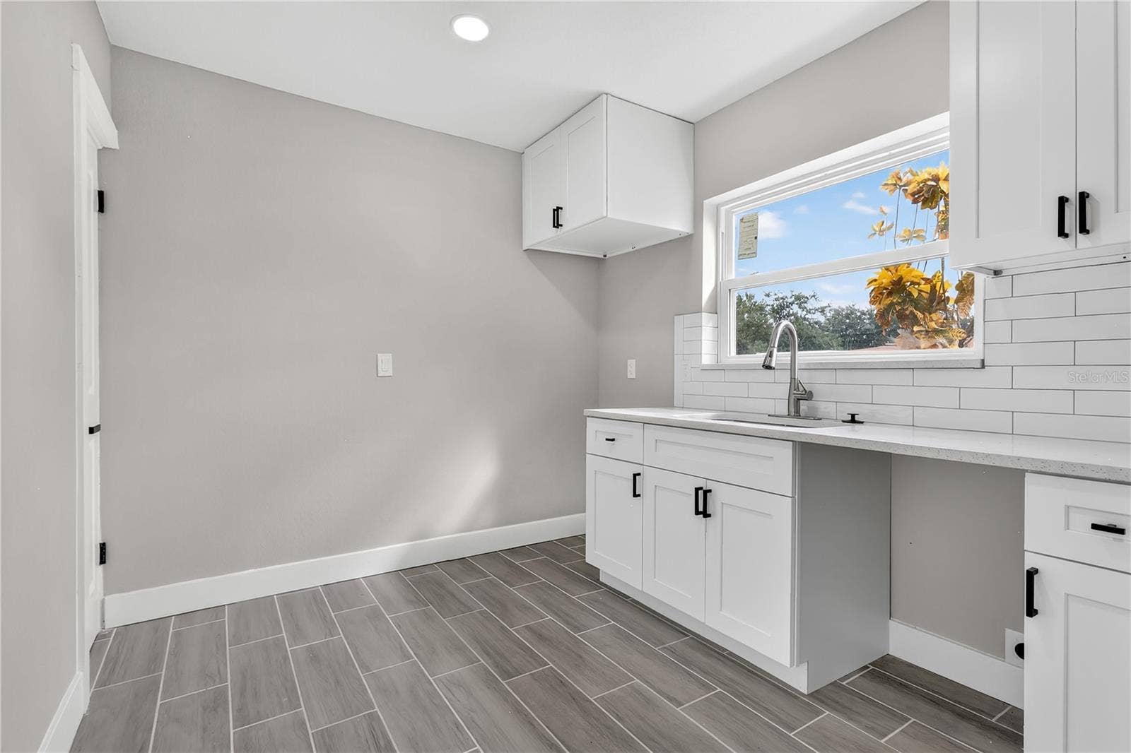 2612 ROXBURY ROAD, Winter Park, FL 32789 2612 ROXBURY ROAD, Winter Park, FL 32789