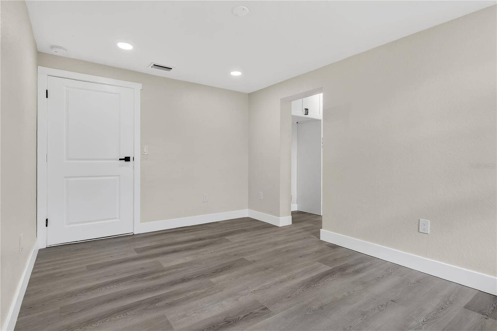 2612 ROXBURY ROAD, Winter Park, FL 32789 2612 ROXBURY ROAD, Winter Park, FL 32789