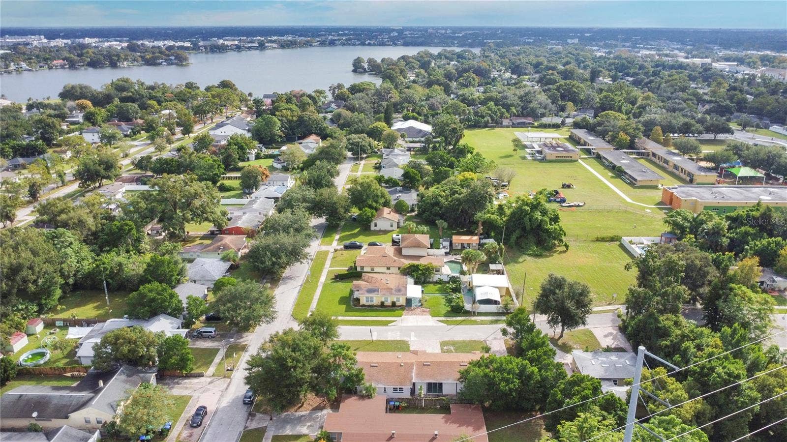 2612 ROXBURY ROAD, Winter Park, FL 32789 2612 ROXBURY ROAD, Winter Park, FL 32789