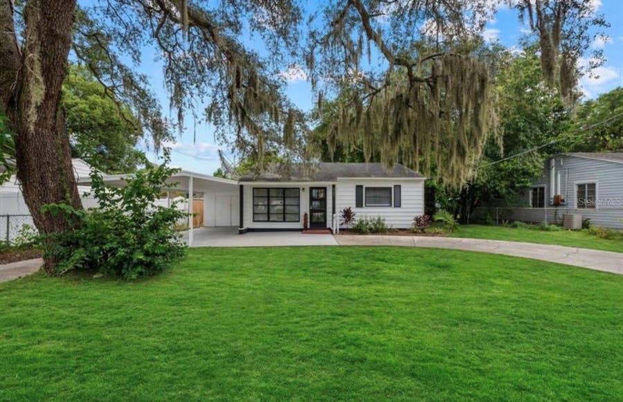 Property photo for 305 E BOUGAINVILLEA AVENUE, Tampa, FL