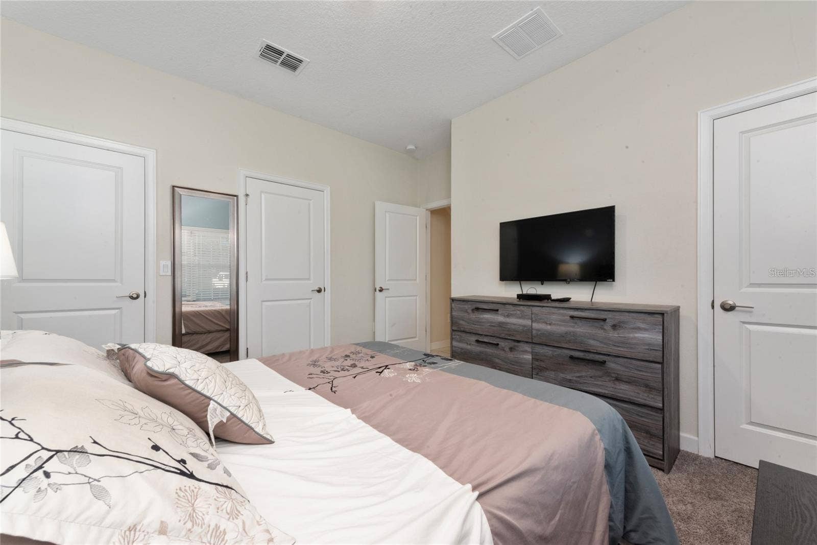 8930 STINGER DRIVE, Davenport, FL 33896