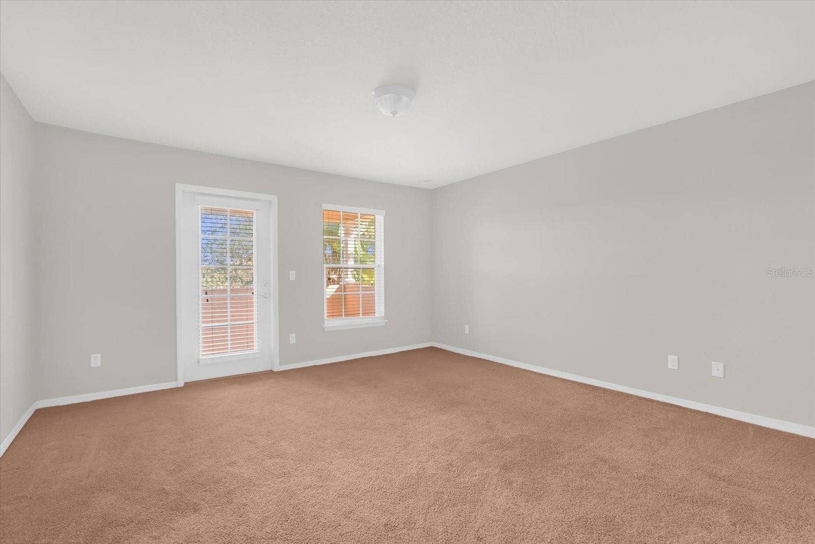11932 LORENZA LANE, Orlando, FL 32827 11932 LORENZA LANE, Orlando, FL 32827