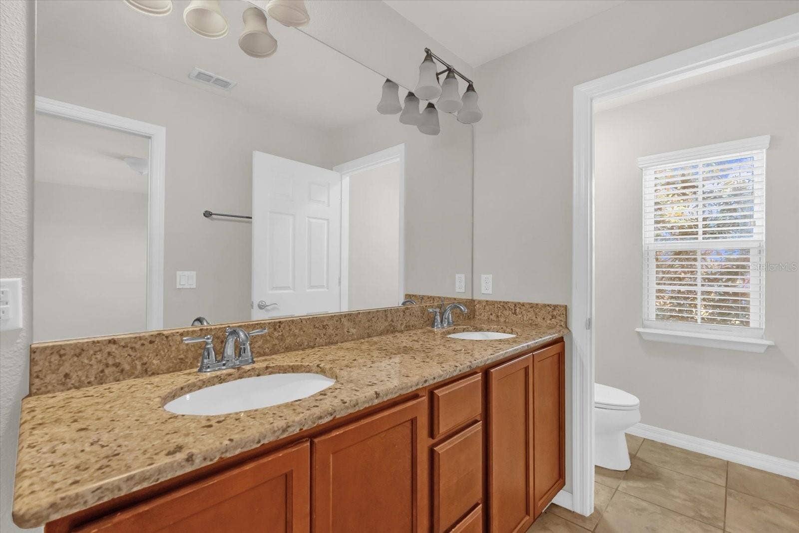 11932 LORENZA LANE, Orlando, FL 32827 11932 LORENZA LANE, Orlando, FL 32827