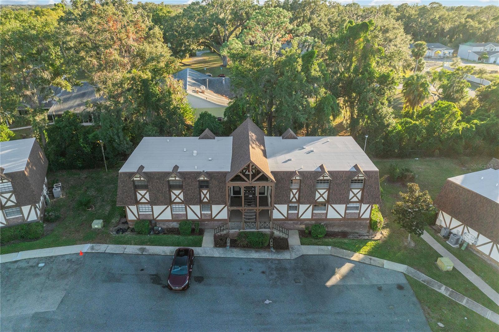 500 NEWELL HILL ROAD, #106D, Leesburg, FL 34748 500 NEWELL HILL ROAD, #106D, Leesburg, FL 34748