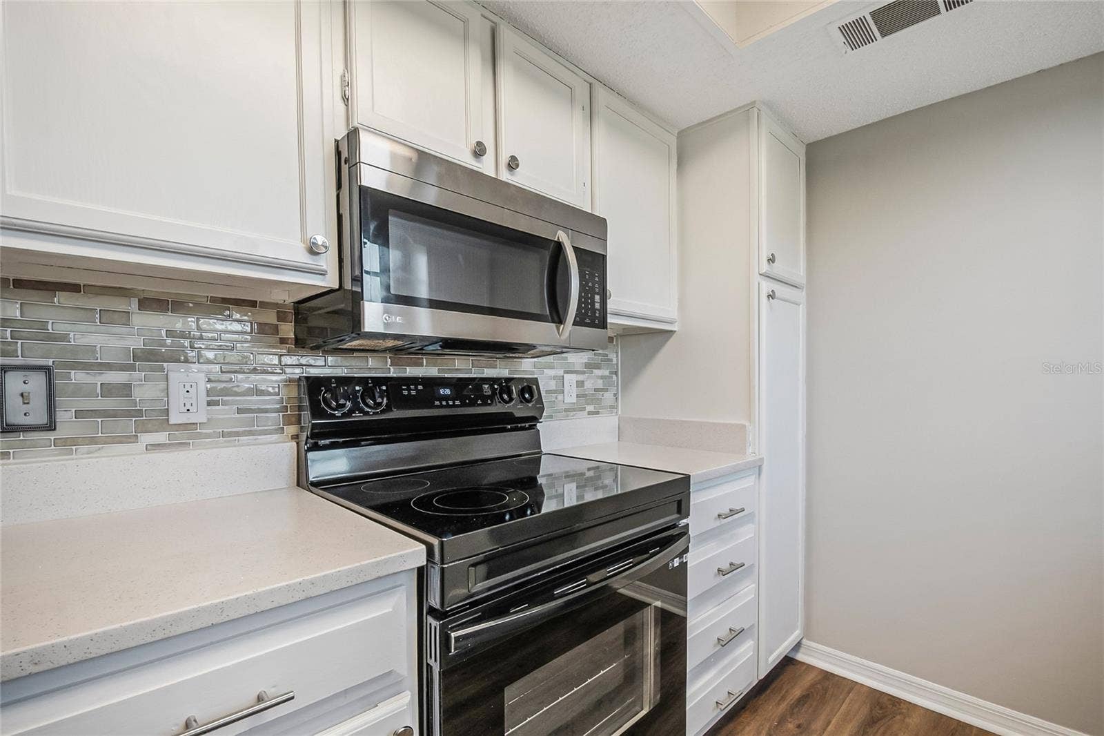 500 NEWELL HILL ROAD, #106D, Leesburg, FL 34748 500 NEWELL HILL ROAD, #106D, Leesburg, FL 34748