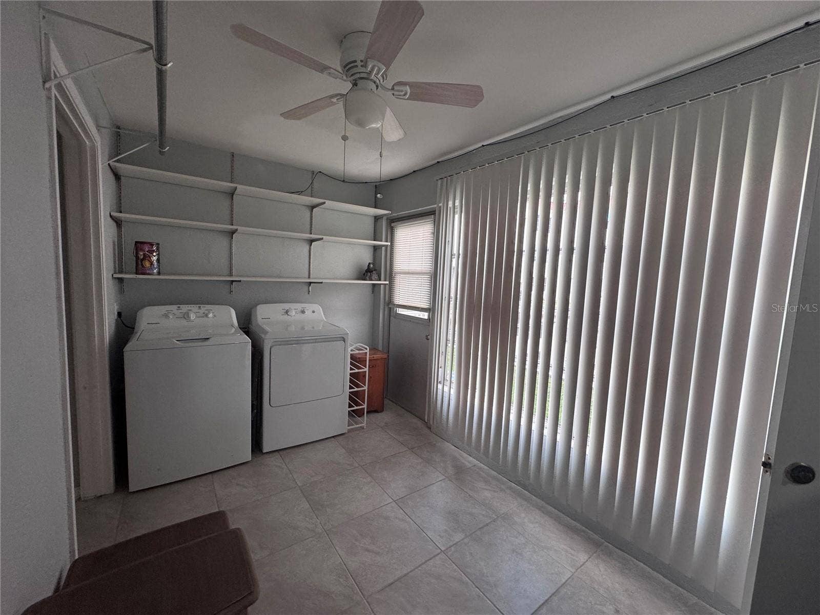 100 EL CAMINO DRIVE, #111, Winter Haven, FL 33884 Washer Dryer room