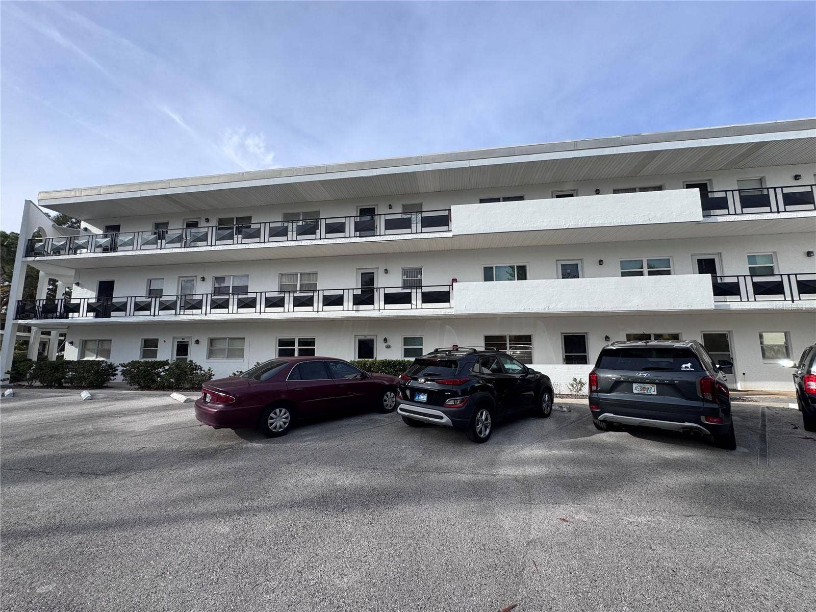 100 EL CAMINO DRIVE, #111, Winter Haven, FL 33884 Front view of building