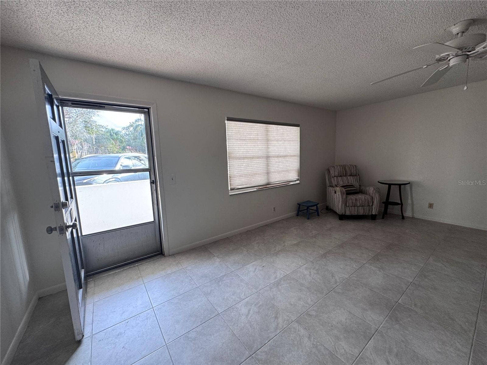 100 EL CAMINO DRIVE, #111, Winter Haven, FL 33884 Entrance/Living Room