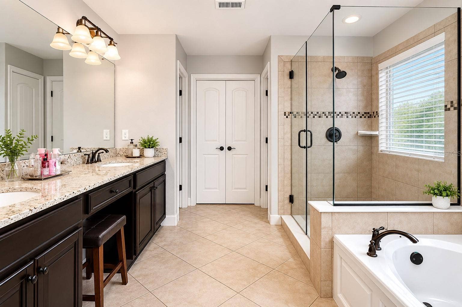 13339 ROSKIN LANE, Windermere, FL 34786 Primary Bath Tub and Shower Comp