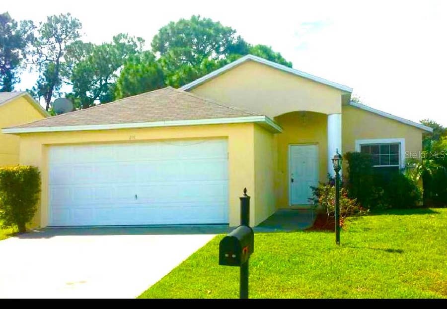 Property photo for 214 EAGLE POINT LOOP, Auburndale, FL