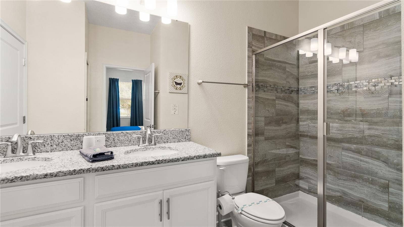 9098 HAZARD STREET, Davenport, FL 33896 BATHROOM