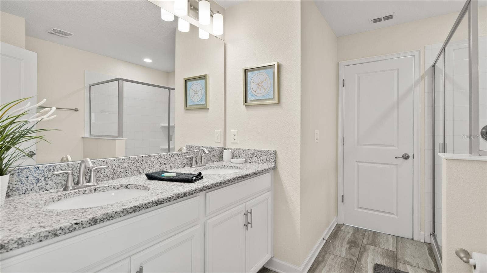9098 HAZARD STREET, Davenport, FL 33896 BATHROOM