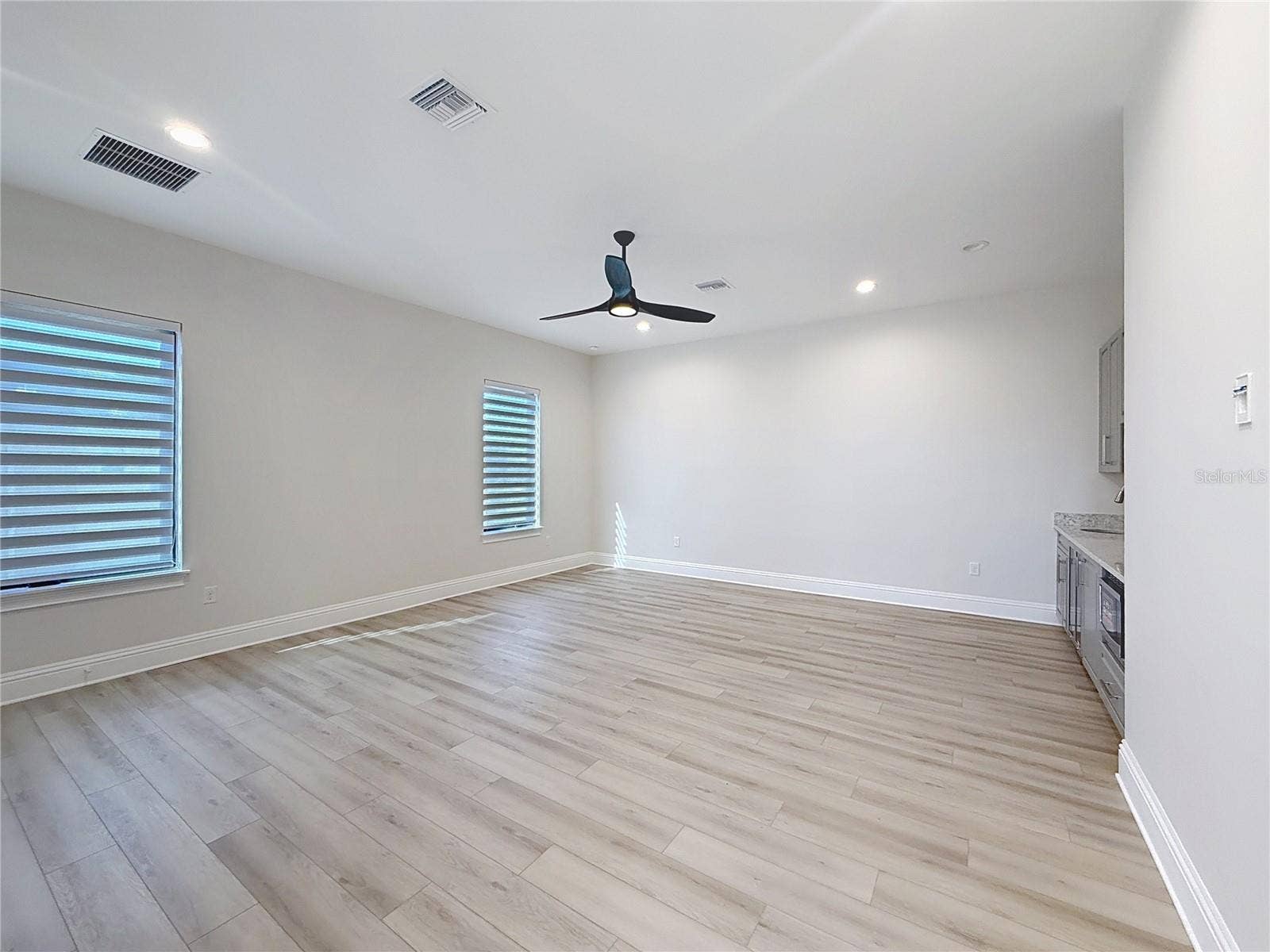 7394 GATHERING COURT, Reunion, FL 34747 7394 GATHERING COURT, Reunion, FL 34747