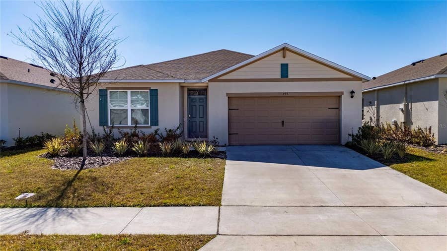 Property photo for 955 BEAR HAMMOCK DRIVE, Umatilla, FL
