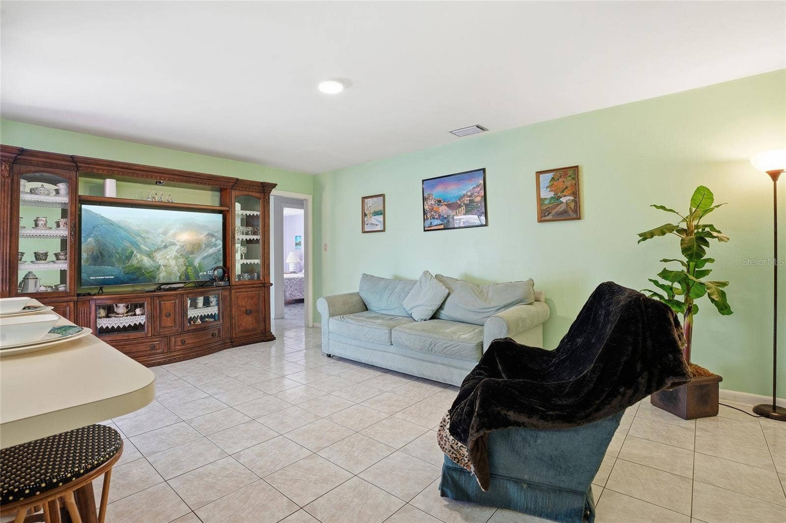 7002 CRESTLAKE DRIVE, Orlando, FL 32819 7002 CRESTLAKE DRIVE, Orlando, FL 32819