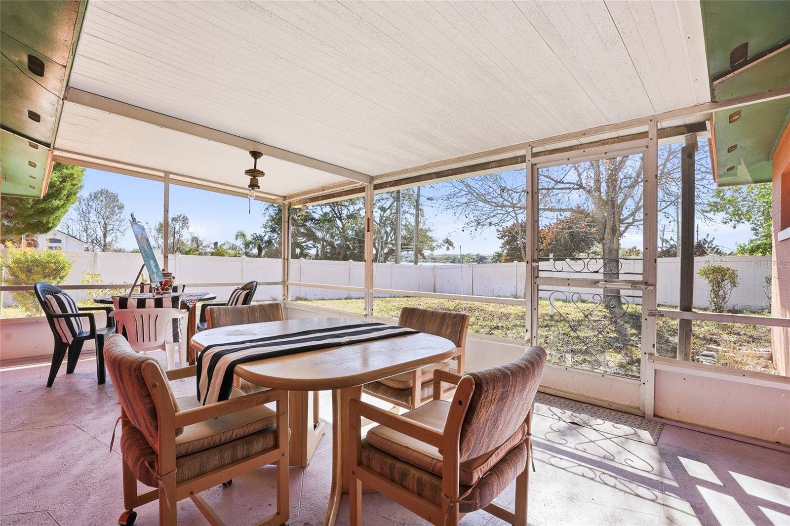7002 CRESTLAKE DRIVE, Orlando, FL 32819 7002 CRESTLAKE DRIVE, Orlando, FL 32819