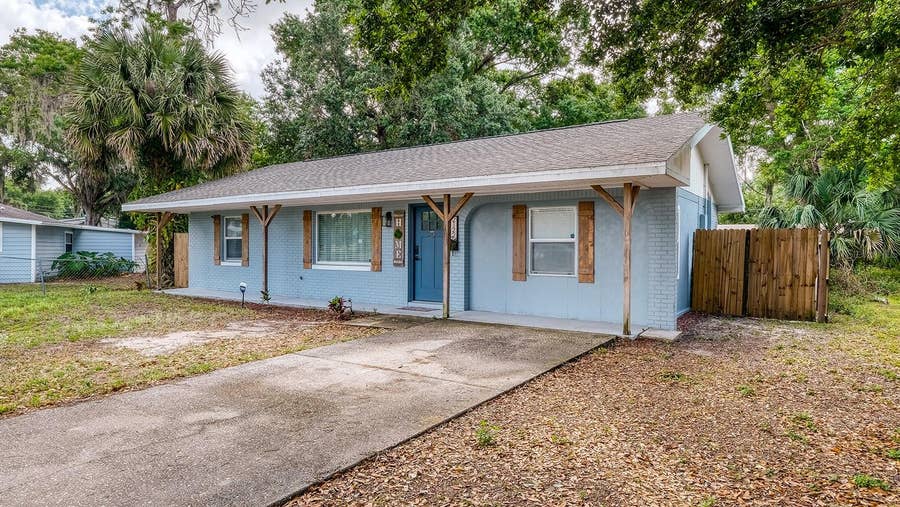 Property photo for 2122 LAKE BOULEVARD, Winter Haven, FL