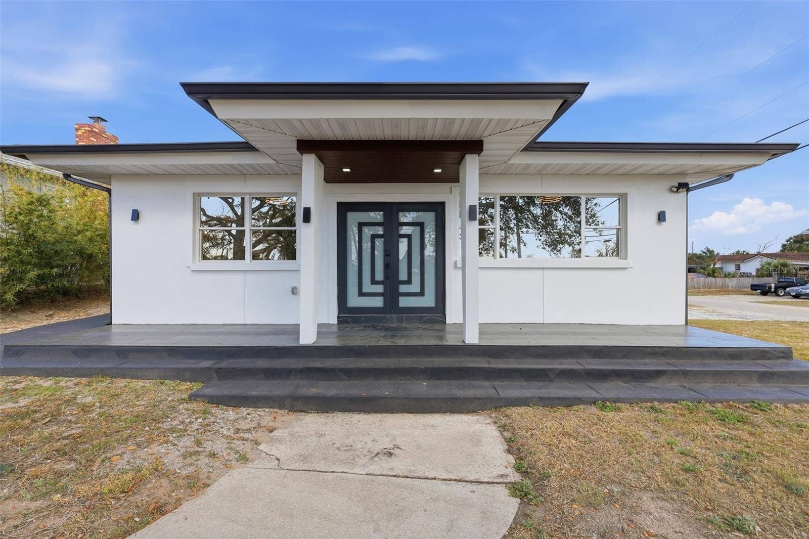 2061 S PENINSULA DRIVE, Daytona Beach, FL 32118